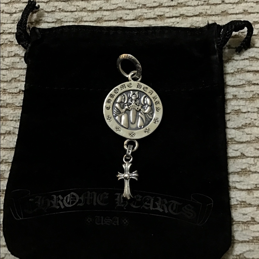 Chrome Hearts Pendant